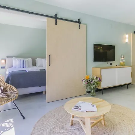 Yays Sagrera Boutique Appartamento Barcellona