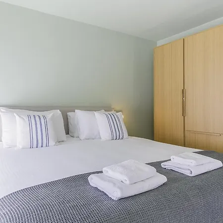 Yays Sagrera Boutique Apartment Barcelona