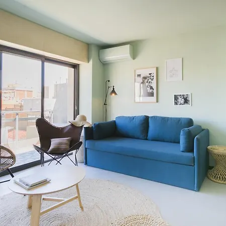 Yays Sagrera Boutique Apartment